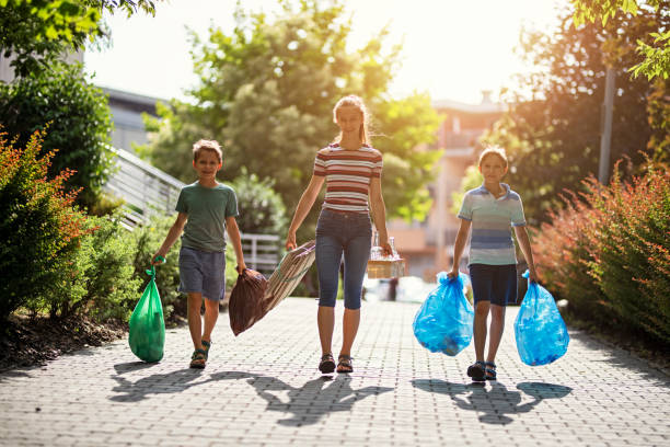 Best Yard Waste Removal  in Coralville, IA